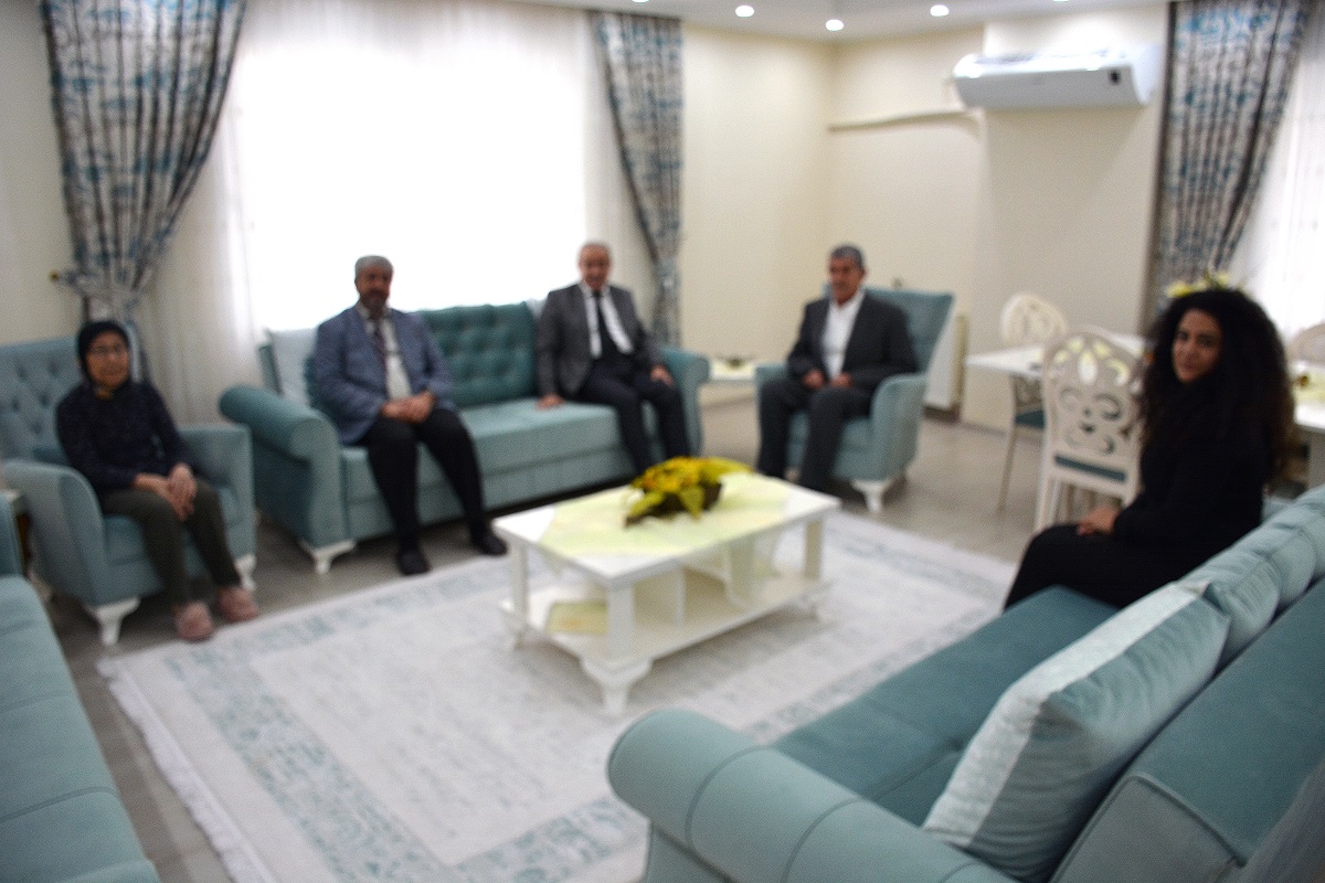 Kaymakamımız Mustafa KAYA Şehit Ailesi ile Vatandaşlarımızın Evlerine Misafir Oldu